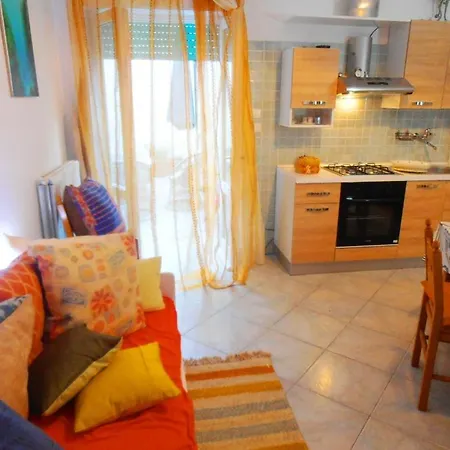 Apartmán A Casa Di Giu' *